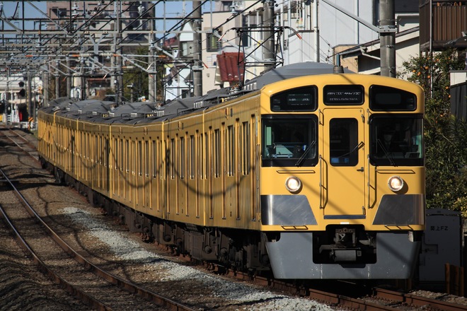 2000系を武蔵関～東伏見間で撮影した写真