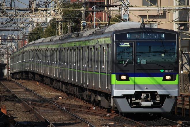 大島車両検修場10-300形10-620Fを桜上水駅で撮影した写真