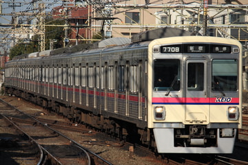 京王電鉄  7000系 7708F