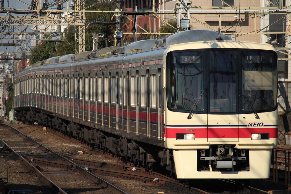 京王8000系8725F<br class="br-sp" />(8725編成)の写真