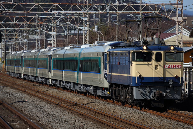 EF65形を平塚駅で撮影した写真