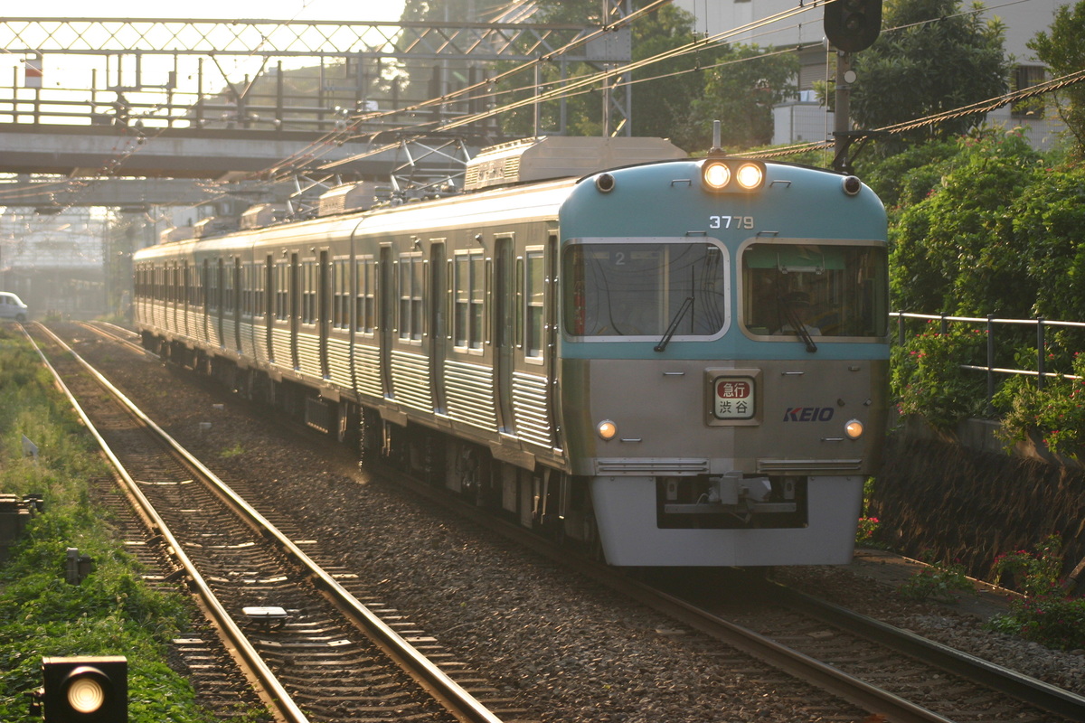 京王電鉄  3000系 3779F