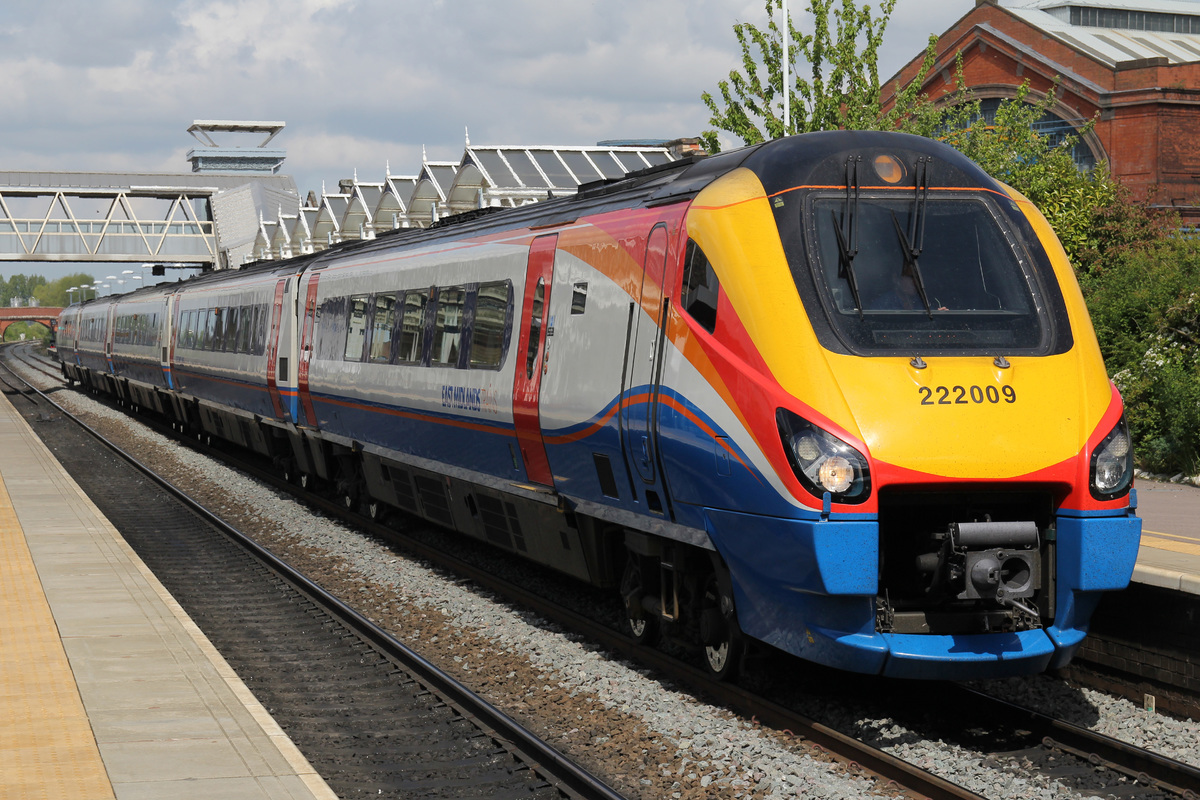 East Midlands Trains  Class222 009