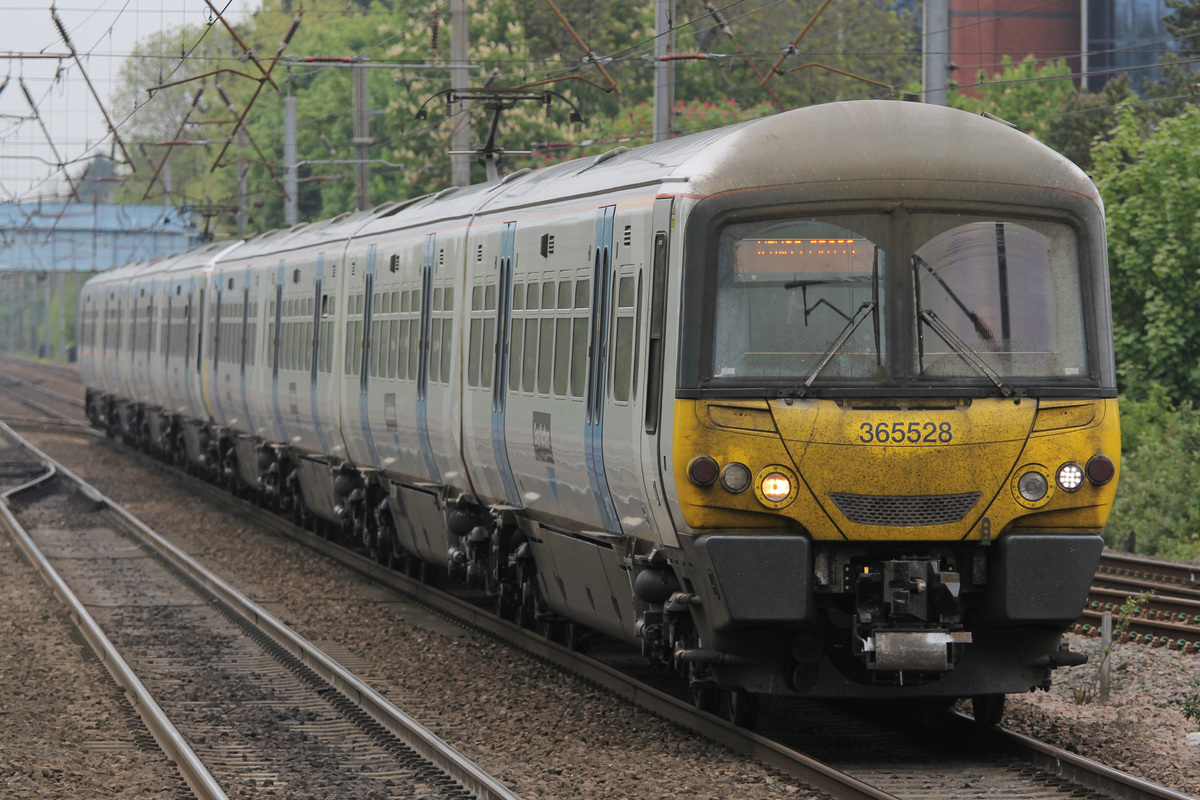 Great Northern  Class365 528