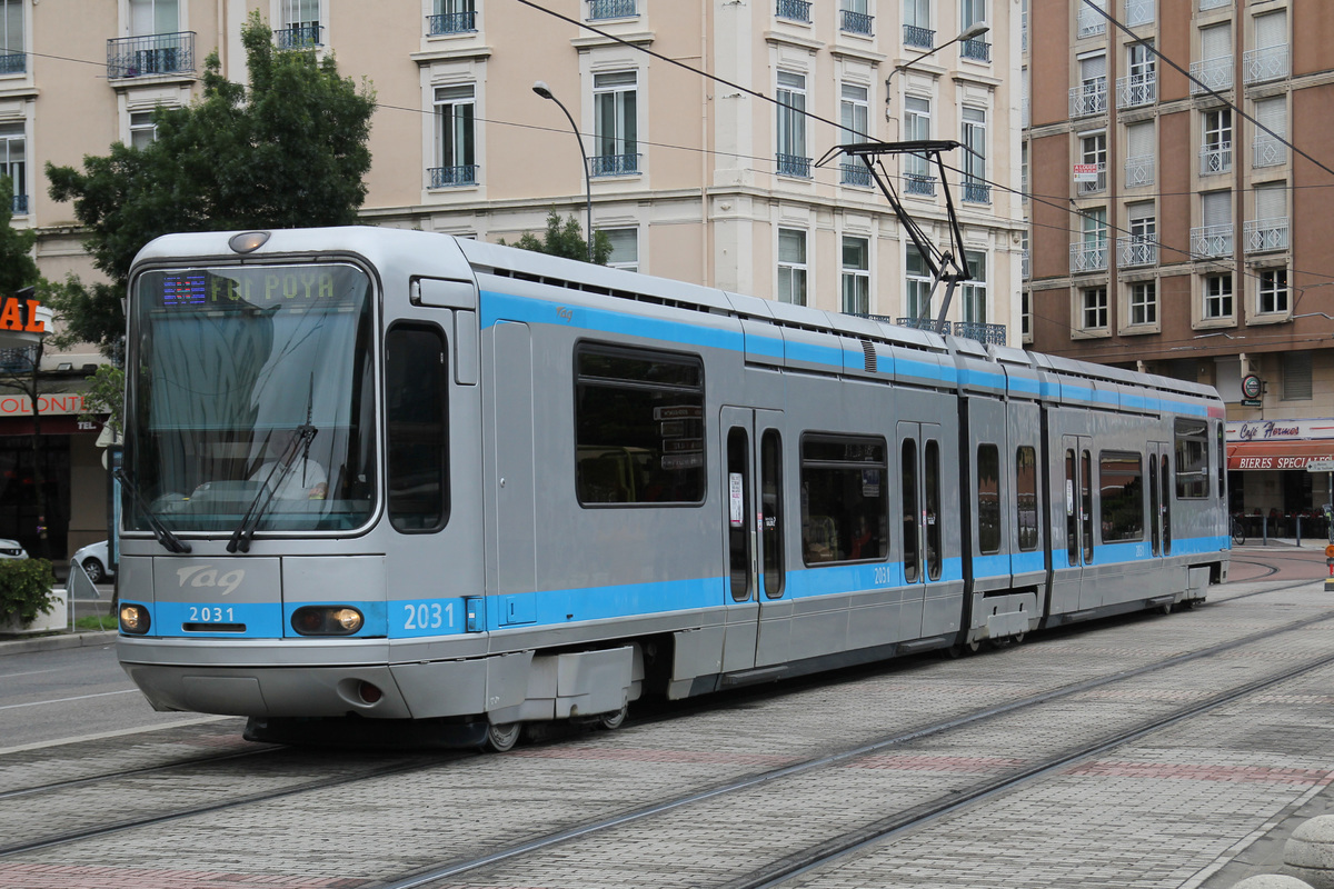 Grenoble tramway  TFS 2031