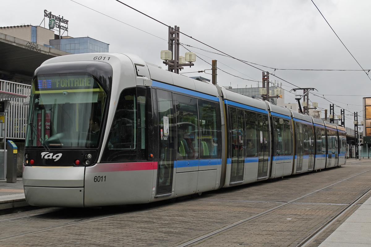 Grenoble tramway  Citadis 402 6011