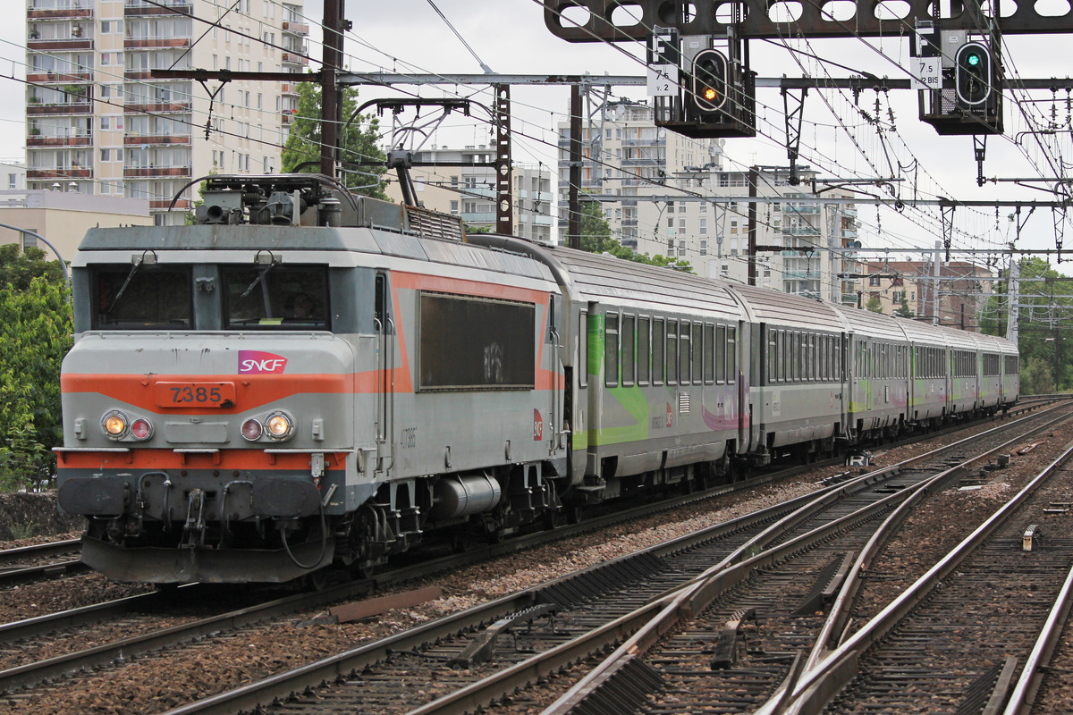 SNCF  BB7200 7385