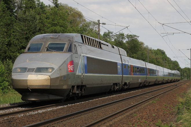 TGV Réseau550をDettwiller-Steinbourgで撮影した写真
