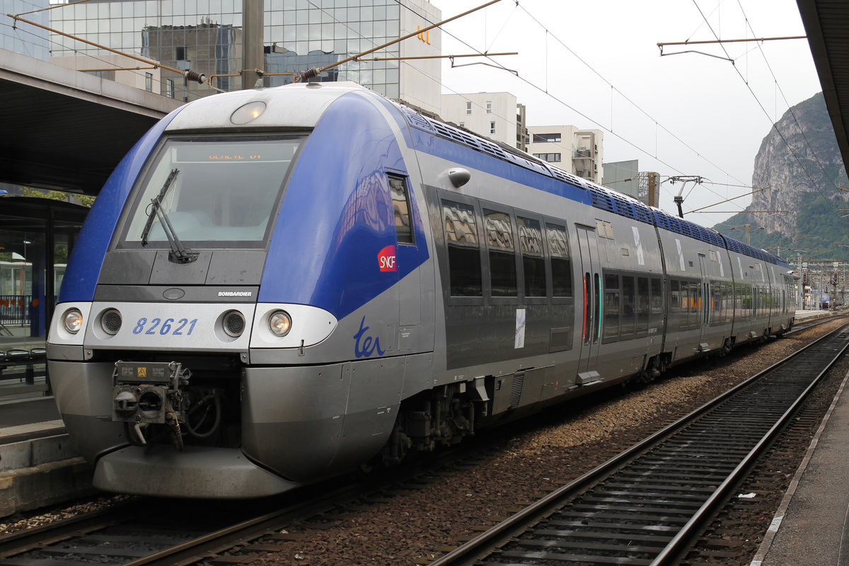 SNCF  B82500 82621