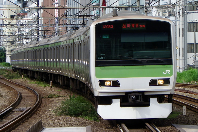 E231系トウ522を恵比寿駅で撮影した写真