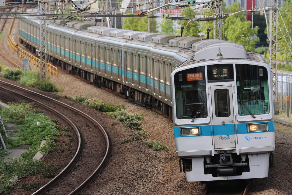 小田急1000形1053×4<br class="br-sp" />(1053F)(1053編成)の写真