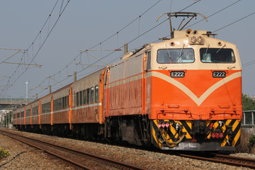 台湾鉄路管理局  E200 