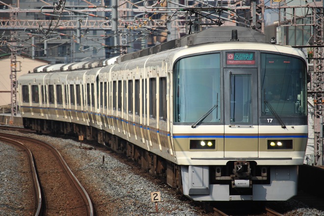 吹田総合車両所奈良支所221系NA406編成を福島駅で撮影した写真