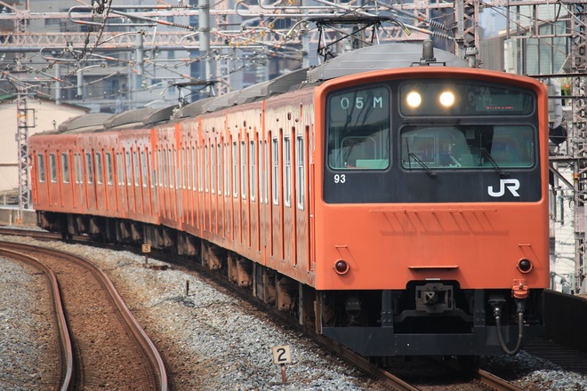 吹田総合車両所森ノ宮支所201系LB8編成を福島駅で撮影した写真