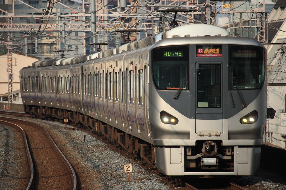 JR西225系HF429編成<br class="br-sp" />(ヒネHF429編成)の写真