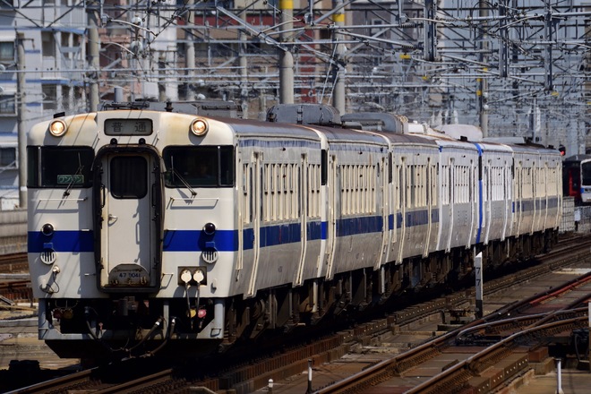キハ40系を吉塚駅で撮影した写真