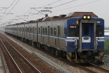 台湾鉄路管理局  EMU500型 