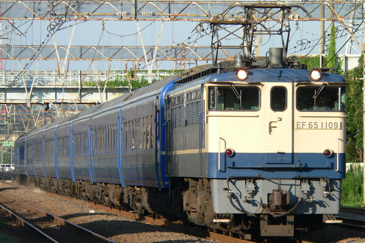 JR東日本  EF65 1109