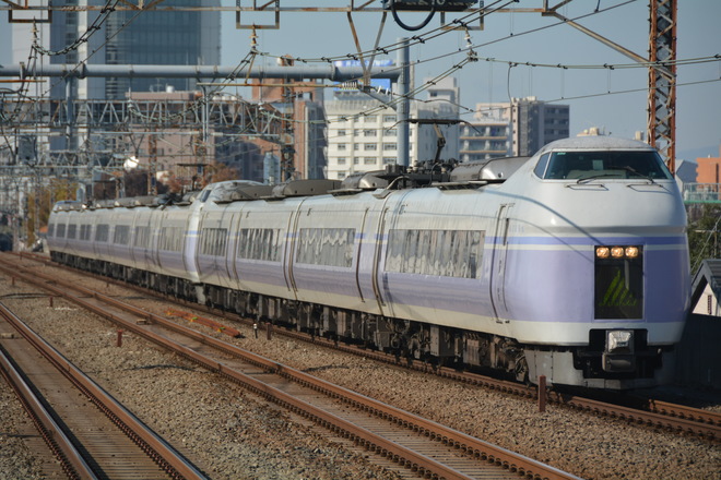 松本車両センターE351系S2+S22編成を阿佐ケ谷駅で撮影した写真