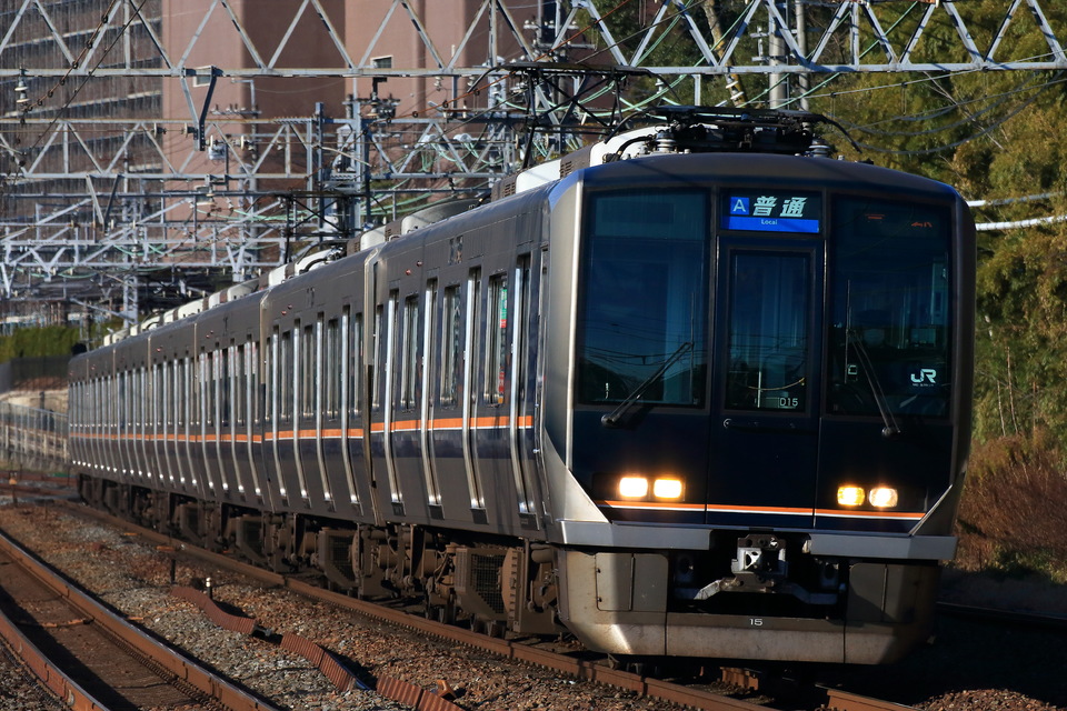 JR西321系D15編成の写真