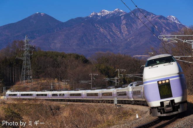 E351系を長坂～小淵沢間で撮影した写真