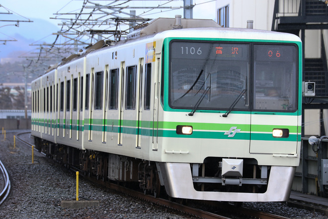1000系1106Fを八乙女駅で撮影した写真