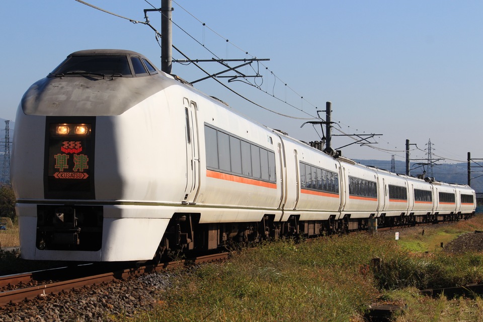 JR東651系オオOM205編成<br class="br-sp" />(オオOM205)(OM205編成)の写真