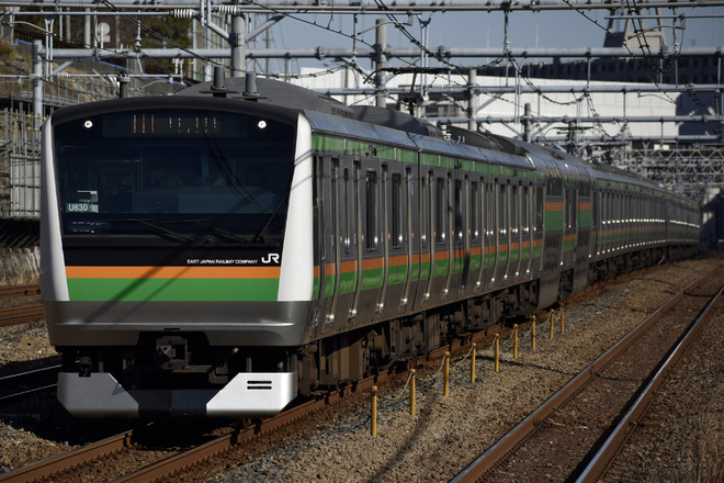 E233系U630を新子安駅で撮影した写真