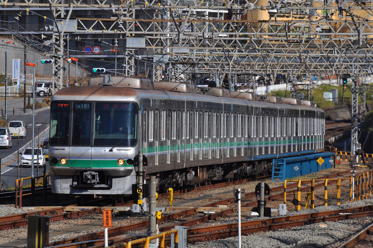 東京メトロ  06系 