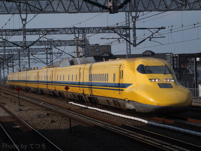 博多総合車両所本所923形T5編成を西明石駅で撮影した写真