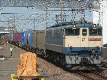 JR貨物 新鶴見機関区 EF65 1072