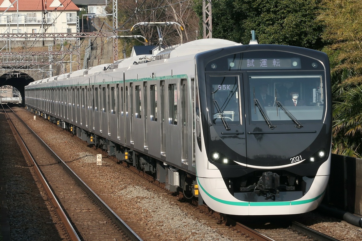 東京急行電鉄  2020系 2121F