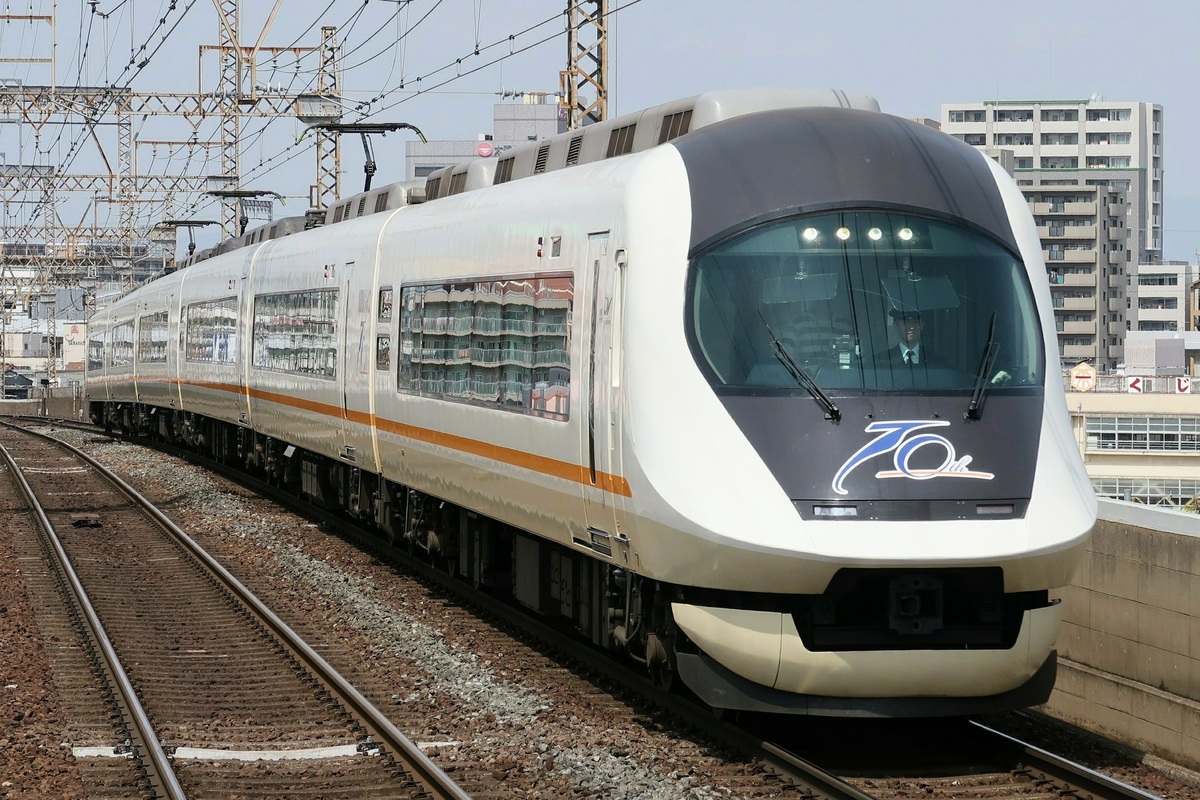 近畿日本鉄道 富吉検車区 21020系 UL21編成