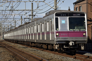 東京メトロ  8000系 8016