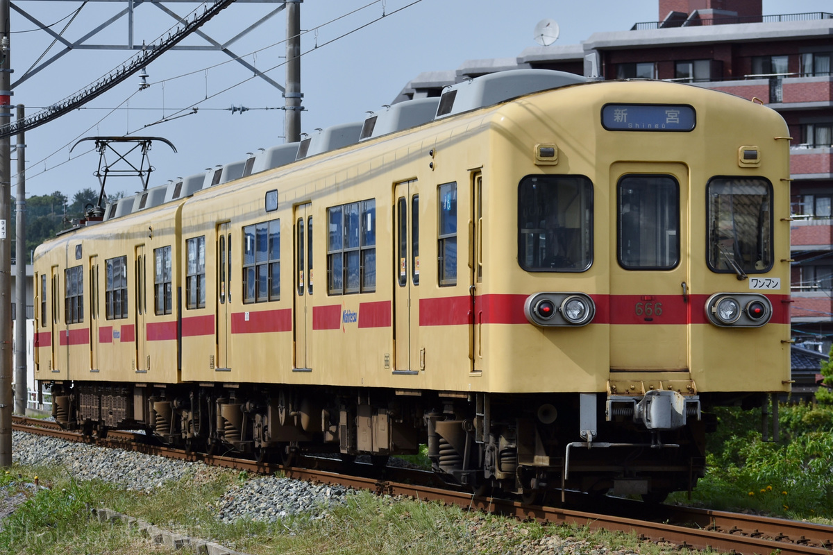 西日本鉄道  600形 666