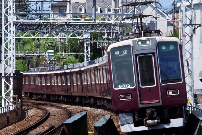 正雀車庫8300系8315Fを大山崎駅で撮影した写真