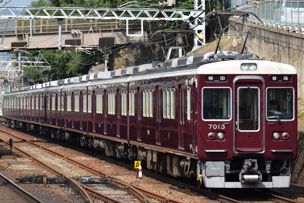 阪急電鉄  7000系 7013F