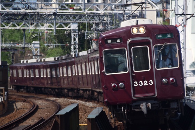 正雀車庫3300系3323Fを大山崎駅で撮影した写真