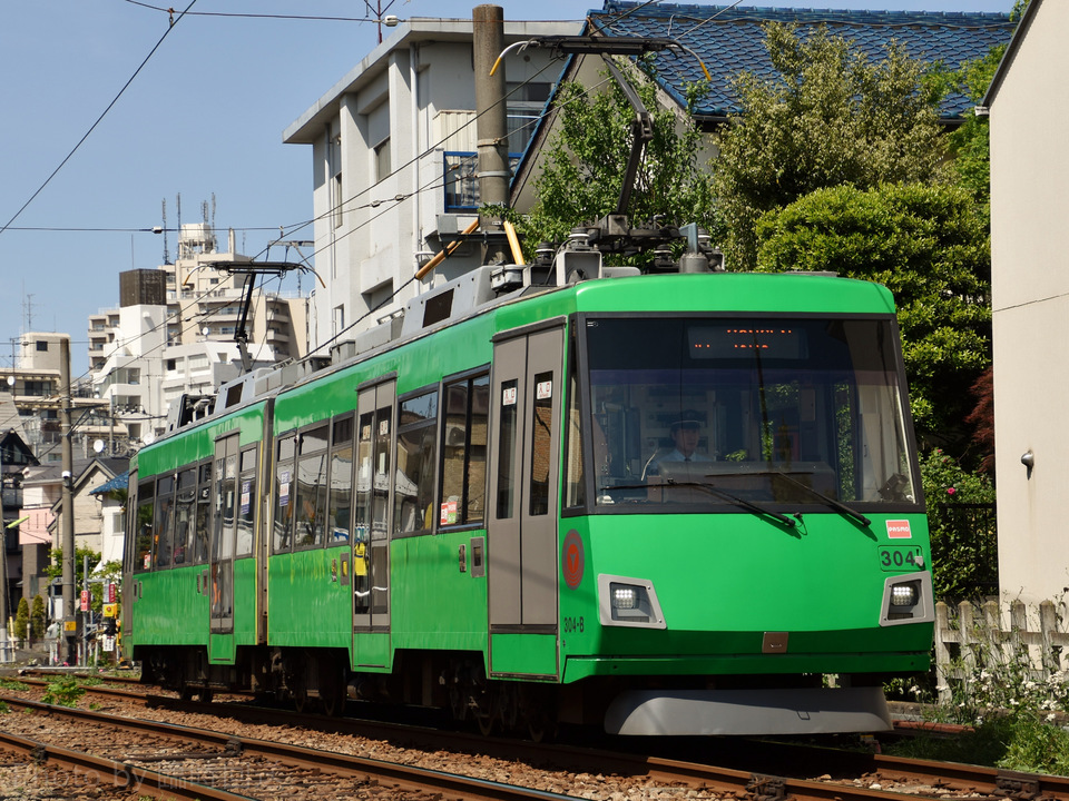 東急300系304F<br class="br-sp" />(304編成)の写真