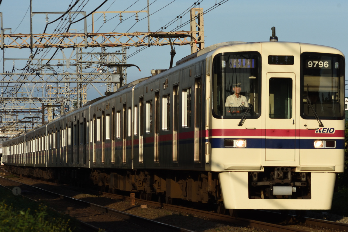 京王電鉄  9000系 9746F