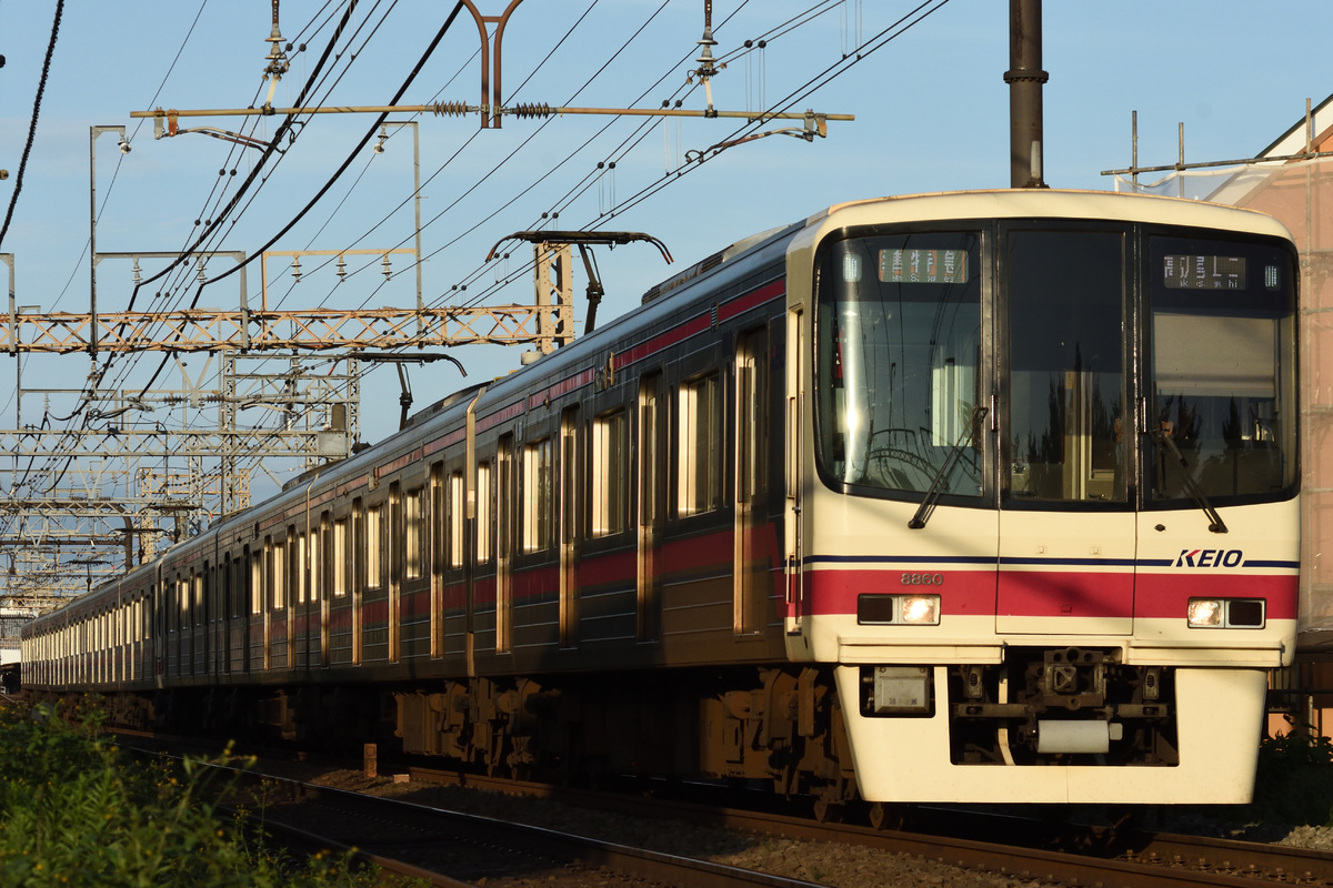 京王電鉄  8000系 8710F