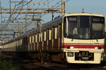 京王電鉄  8000系 8701F