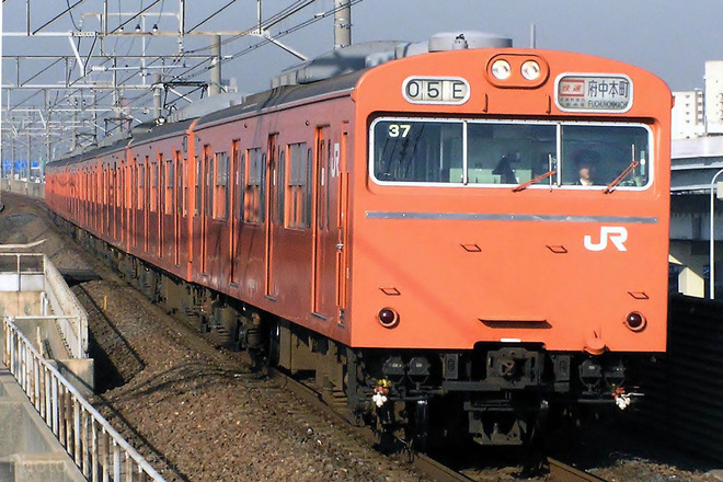 103系ケヨE37を舞浜駅で撮影した写真