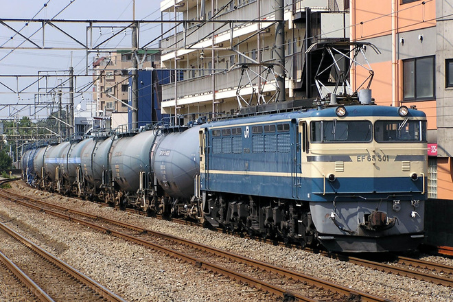 EF65501を西国分寺駅で撮影した写真