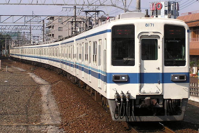 8000系8171を若葉駅で撮影した写真