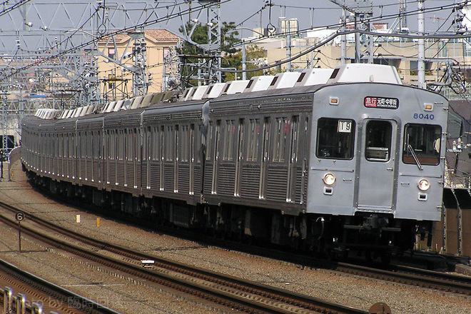 8000系8039Fを多摩川駅で撮影した写真