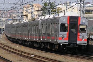 東京急行電鉄  8000系 8013F