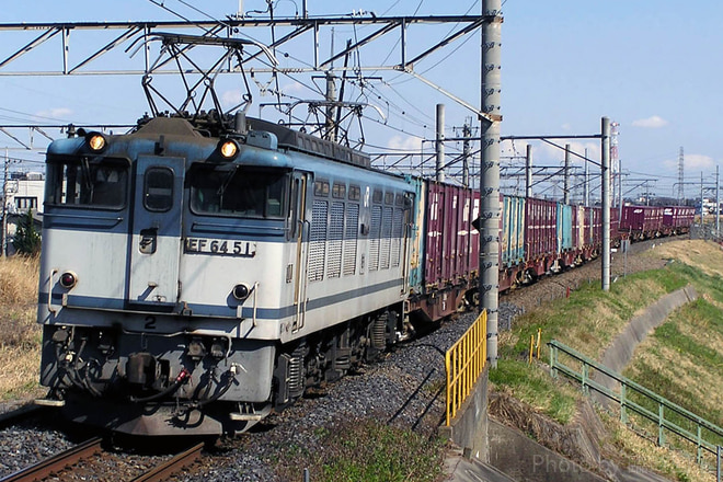 EF6451を吉川駅で撮影した写真