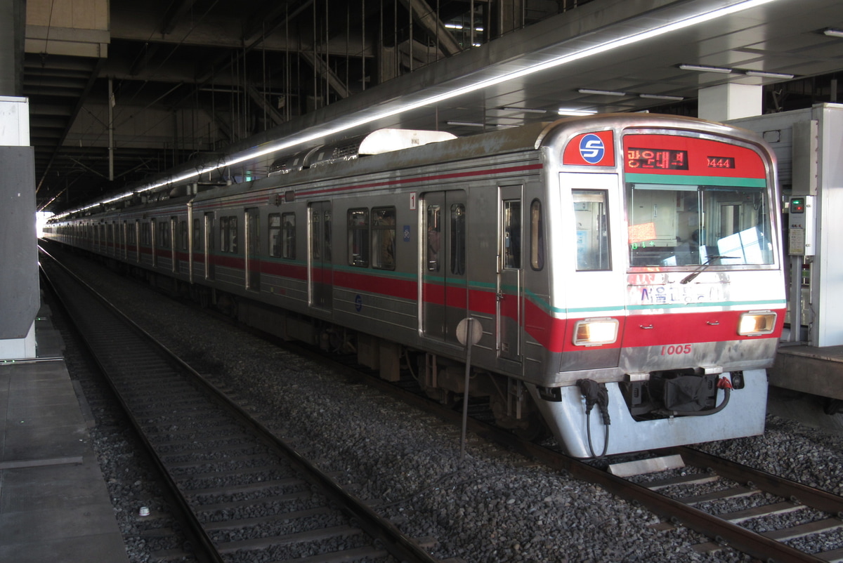 Seoul Metro 君子車両基地 1000系 105
