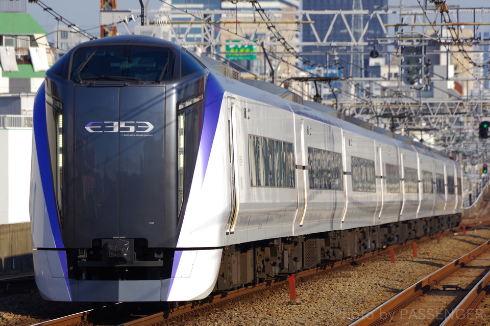 JR東E353系モトS110編成<br class="br-sp" />(モトS110)の写真
